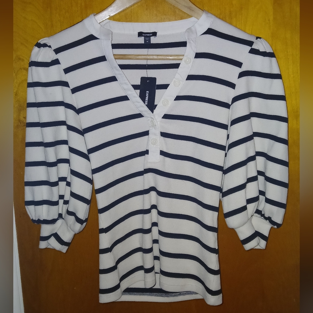 Express Striped Puffy Sleeve Henely Top Size XS New With Tags